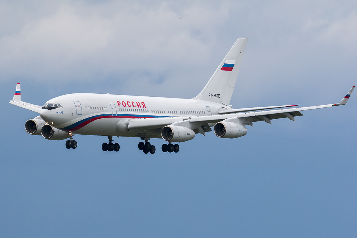 EU-land staat vlucht Poetins Ilyushin Il-96 toe