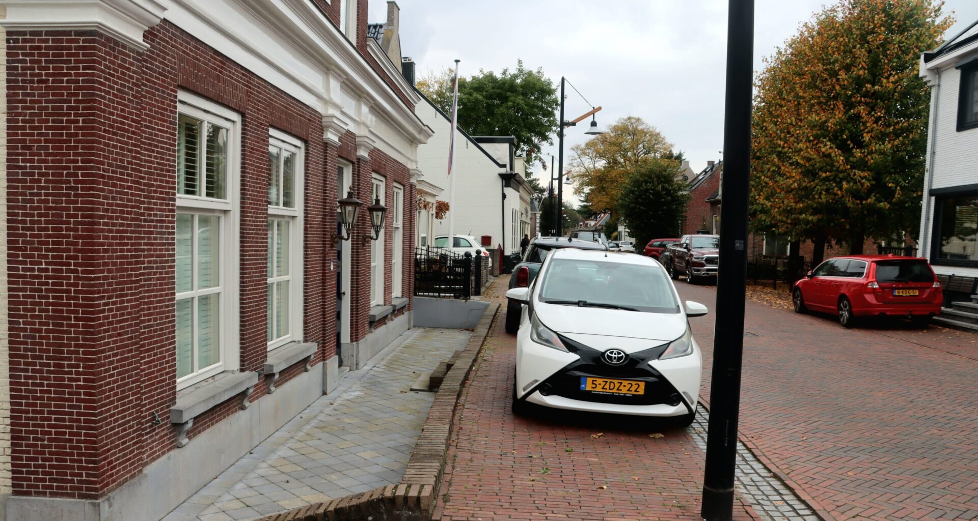 Burgemeester sluit pand na vondst gevaarlijke stoffen