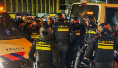 Politie houdt 180 supporters van voetbalclub Napoli aan in Eindhoven