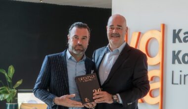 Boek voor de koffietafel schakelt versnelling hoger