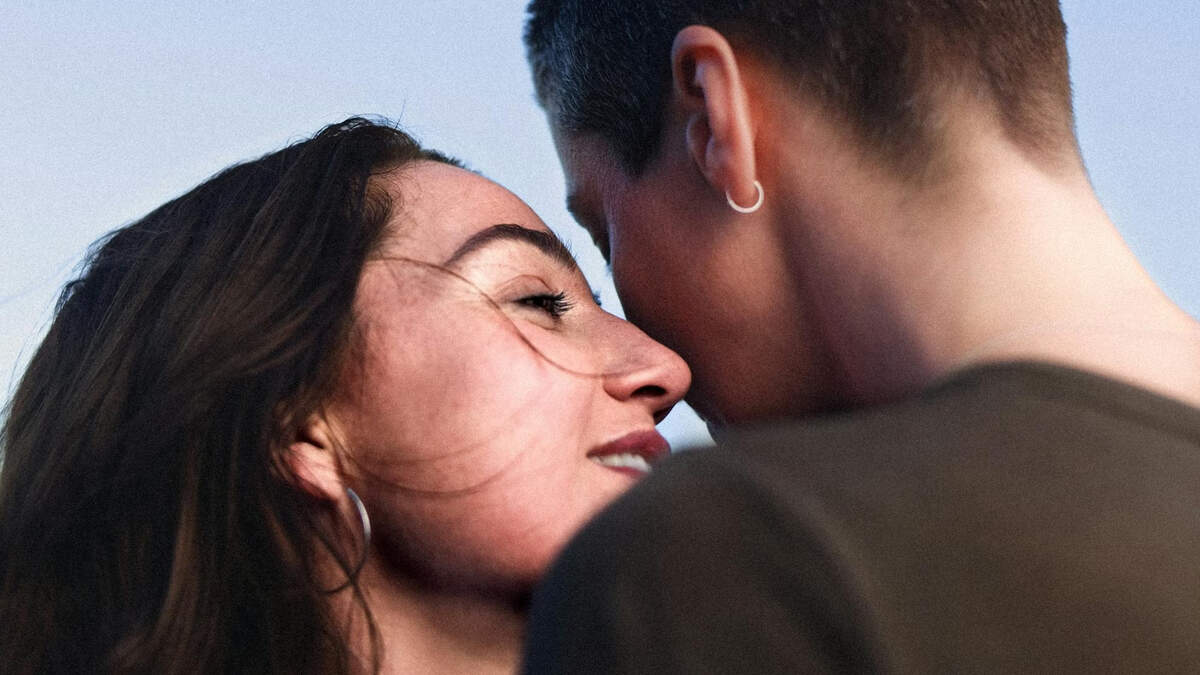 De film ‘Julian’ is, ondanks het tragische liefdesverhaal, geen tearjerker geworden ★★★☆☆