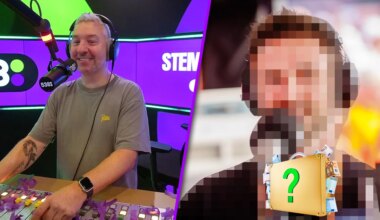 Romy raadt koffer 25 en wint € 15.000,- in 538 Stemmenjacht! 🤑