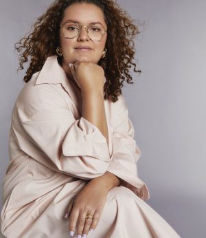 Thumbnail voor Vivian (33): ‘Ik slik medicatie die me kunstmatig in de overgang brengt’