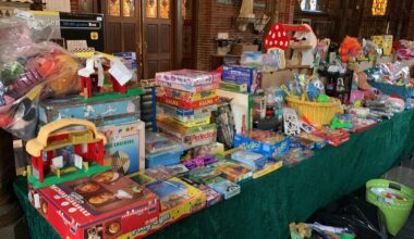 Boeken- en snuffelmarkt Engelmunduskerk Driehuis - Jutter