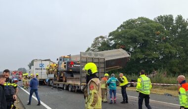 Tweede dode na ongeval met vier vrachtwagens op A73