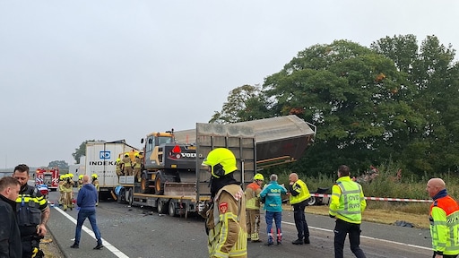 Tweede dode na ongeval met vier vrachtwagens op A73