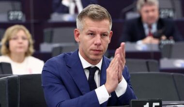 Uitdager Magyar wil niets liever dan de Hongaarse premier Orbán van de troon stoten