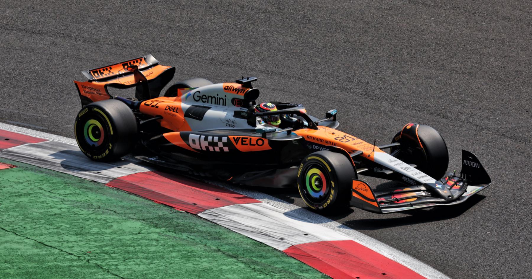 Villeneuve verbaasd over vormdip Piastri: "En sneeuwbal Verstappen komt eraan!"