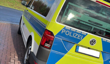 Duitse snelwegpolitie legt zes vrachtwagens stil wegens rijden ondanks rijverbod