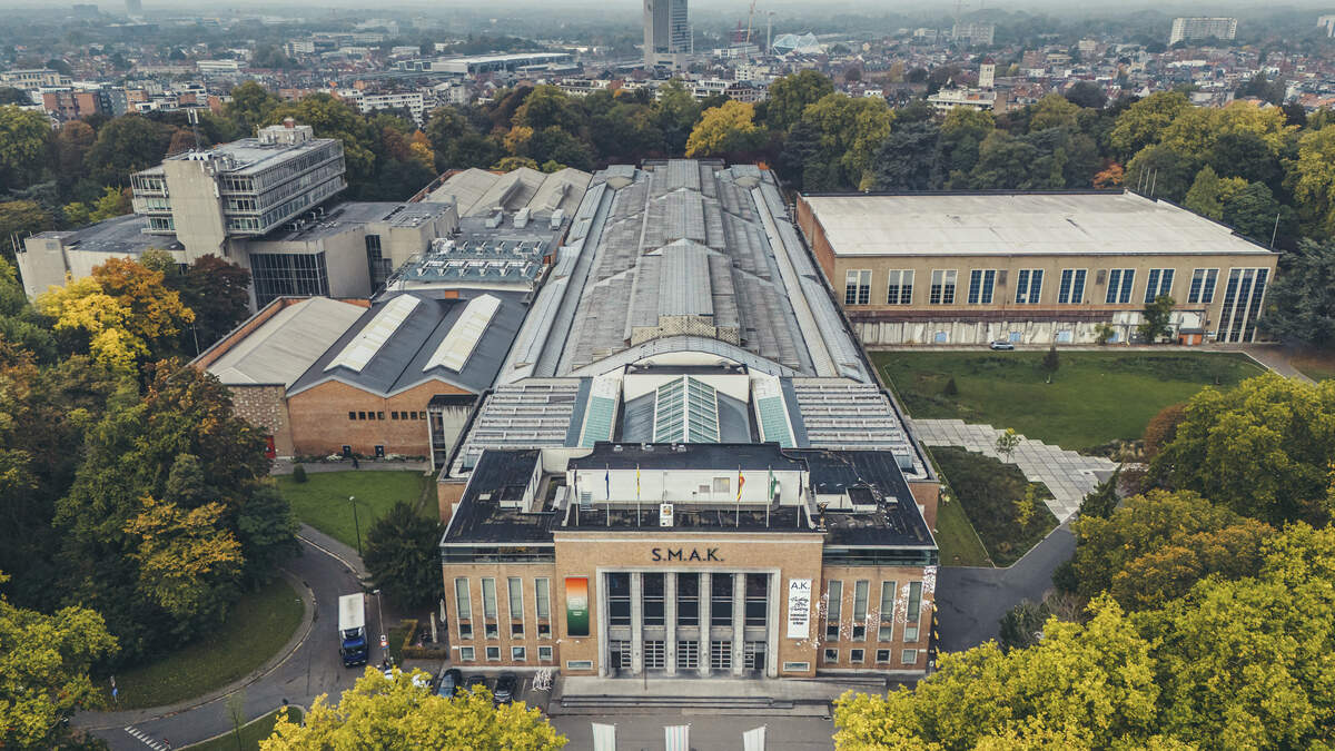 Is het Smak klaar om een baken voor hedendaagse kunst te worden? - De Standaard