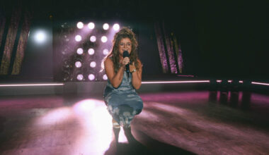 Melanie, dochter van Petra ‘Pitti’ Polak gaat voor eindwinst in ‘Sing again’: “Nochtans had mijn moeder me opnieuw afgeraden om mee te doen”