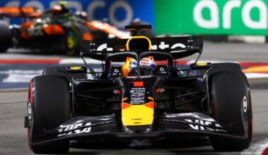 Worstelende Verstappen verslaat McLaren, Russell oppermachtig in Singapore
