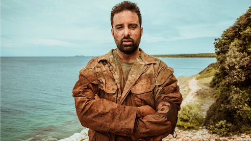 Farja Farvardin doet boekje open over Special Forces-avontuur: 'Ik was een van de sterksten' - RTL.nl