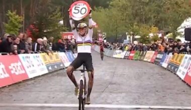 Fem van Empel ging voor 50e zege zelf naar winkel voor zegebord: “Dat zorgde voor veel druk”