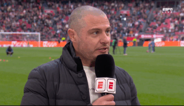 Danny Koevermans geeft PSV-speler advies: ‘Vergis je niet in wat er allemaal op je afkomt’