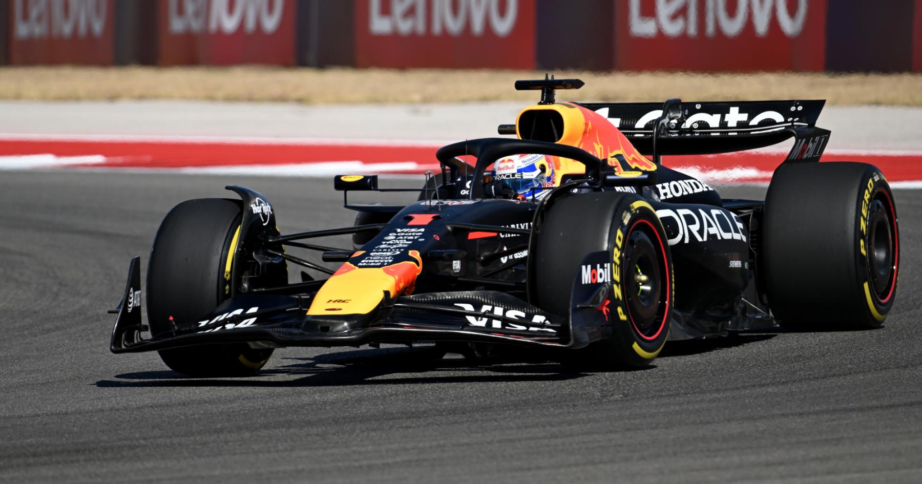 Verstappen verklaart opmars Red Bull: "Iets meer op de neus"