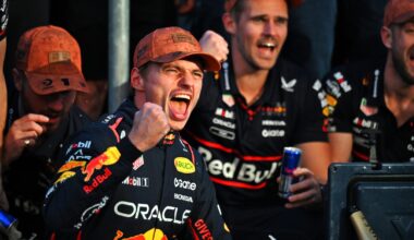 Hill kijkt met open mond naar 'fenomenale' Verstappen: "Records zijn er om verbroken te worden"