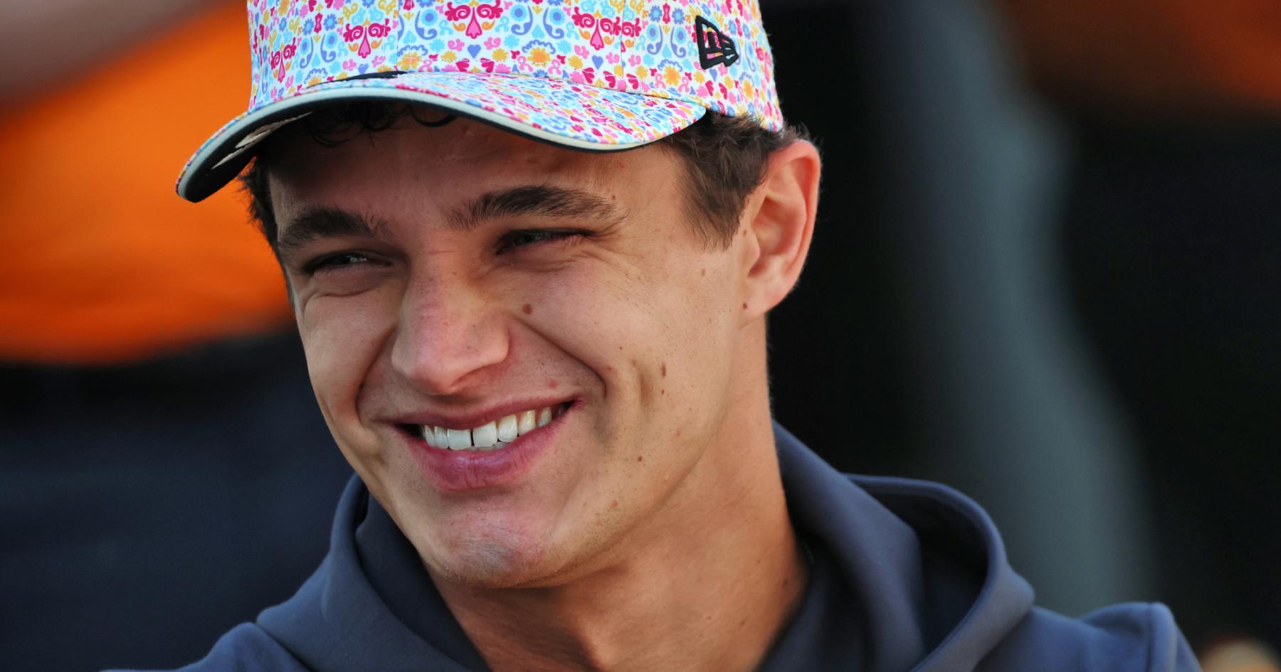 Norris doet constatering over McLaren: "En het gaat om Max Verstappen, snap je?"