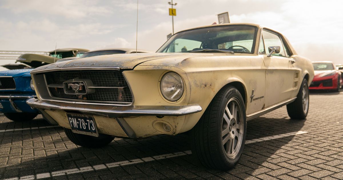 Veel bekijks voor Amerikaanse wagens op TT circuit: 'De liefde is begonnen door rapmuziek'