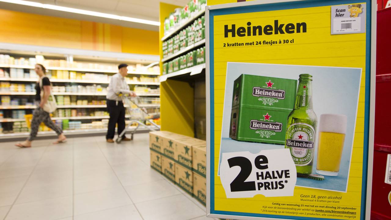 De bierschappen bij de Jumbo waren een stuk leger tijdens de prijzenoorlog (foto: ANP).