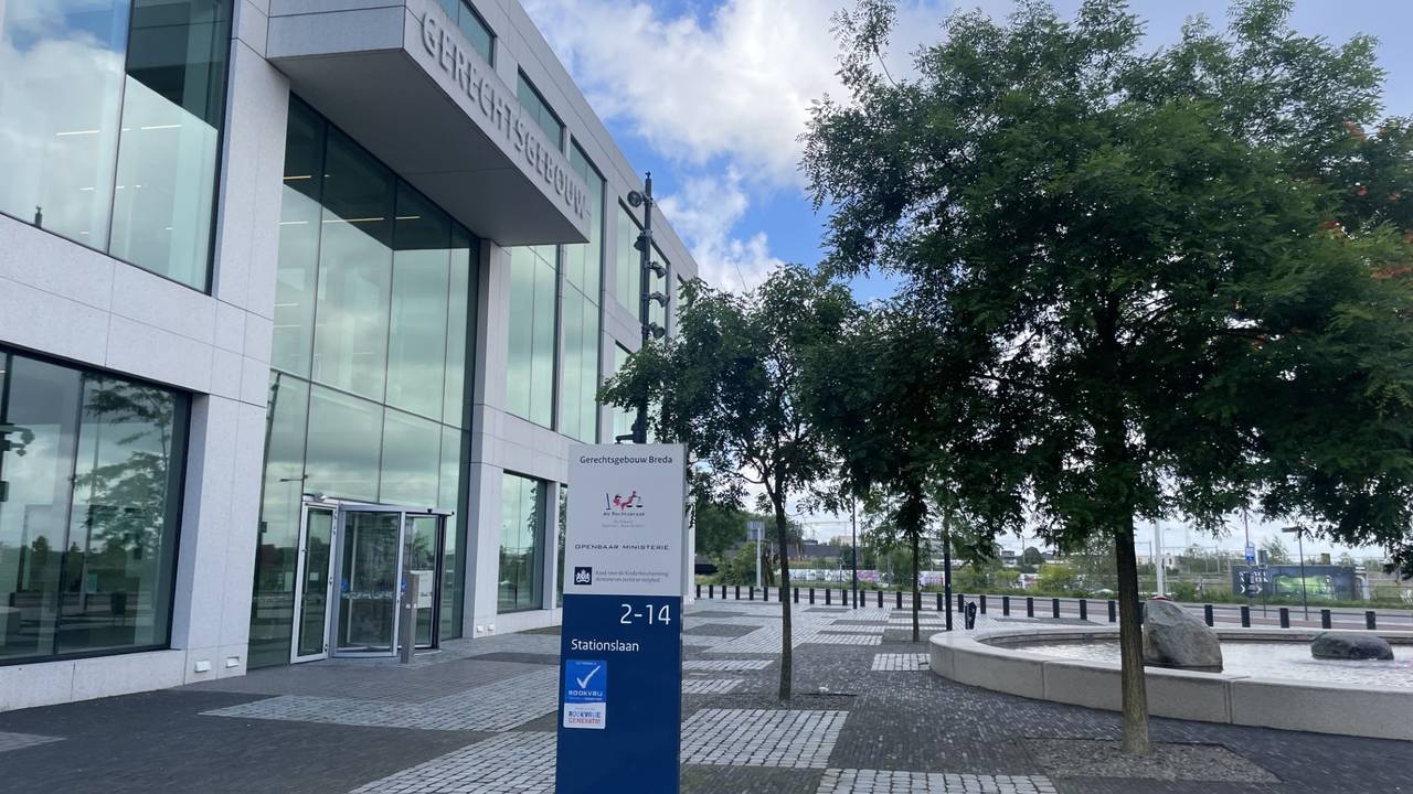 Het gerechtsgebouw waar de rechter uitspraak deed (foto: Hans Janssen).