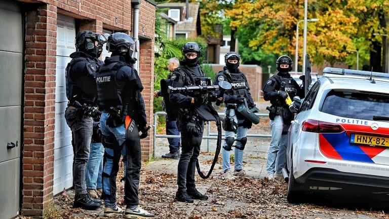 Een aantal van de extra ingezette mensen (foto: Toby de Kort/Persbureau Heitink).