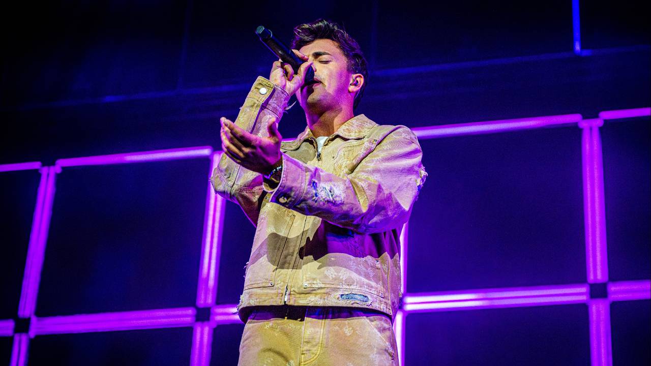 Flemming tijdens zijn eerste concert in Ahoy (foto: ANP).