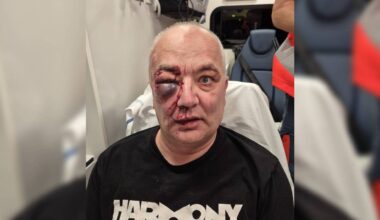 Jan in de ambulance na de mishandeling (eigen foto).