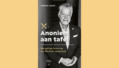 De omslag van het boek Anoniem aan tafel van Werner Loens.