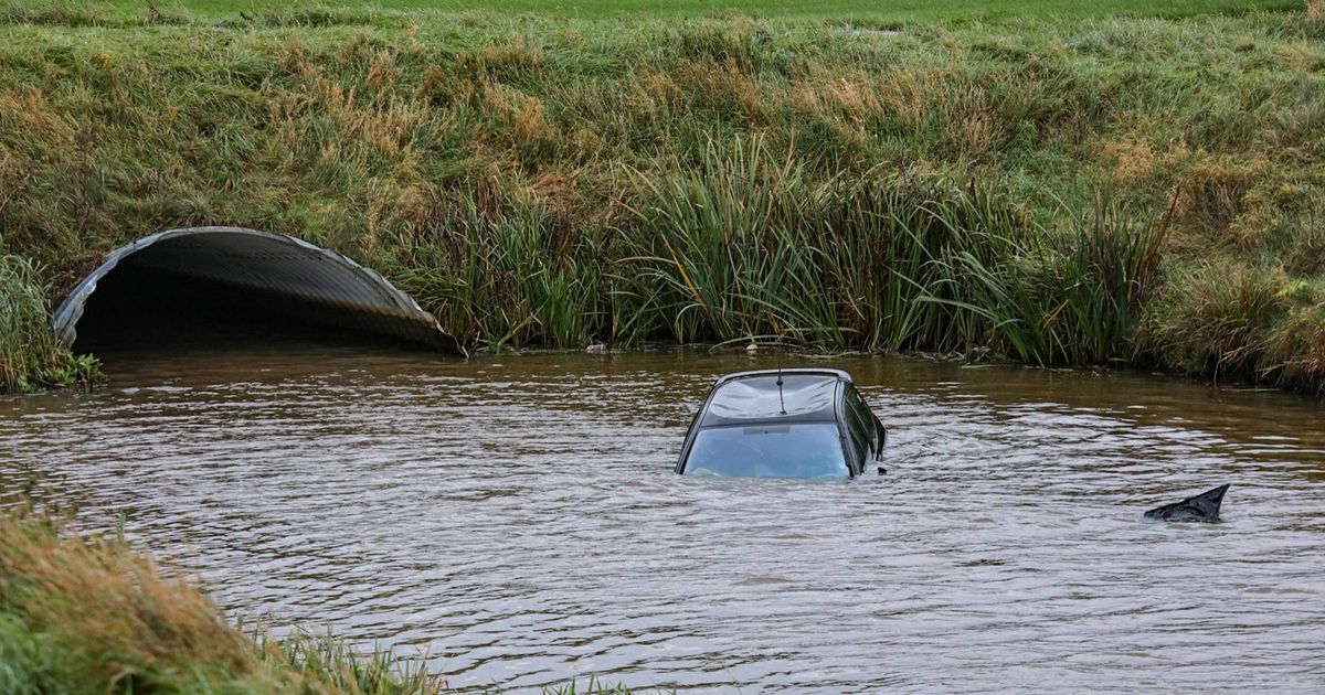 112-nieuws: Auto te water in Beerta • Mogelijk brandstichting op carpoolparkeerplaats bij Stadskanaal