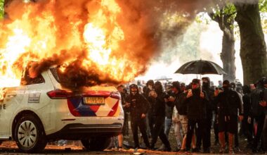 Op 20 september liep een protest tegen immigratie uit op rechts-extremistische rellen