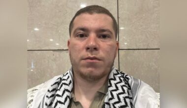 Mohamed terug in Nederland na arrestatie door Israëlisch leger: 'Dacht dat ik dood zou gaan'