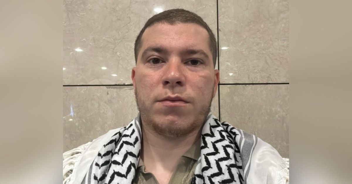 Mohamed terug in Nederland na arrestatie door Israëlisch leger: 'Dacht dat ik dood zou gaan'