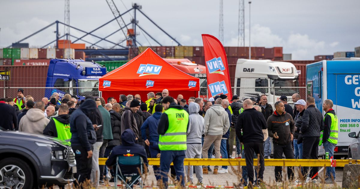 Havenbedrijf Rotterdam over schade van stakingen: 'Ruim 1000 kilometer aan containers' - Rijnmond