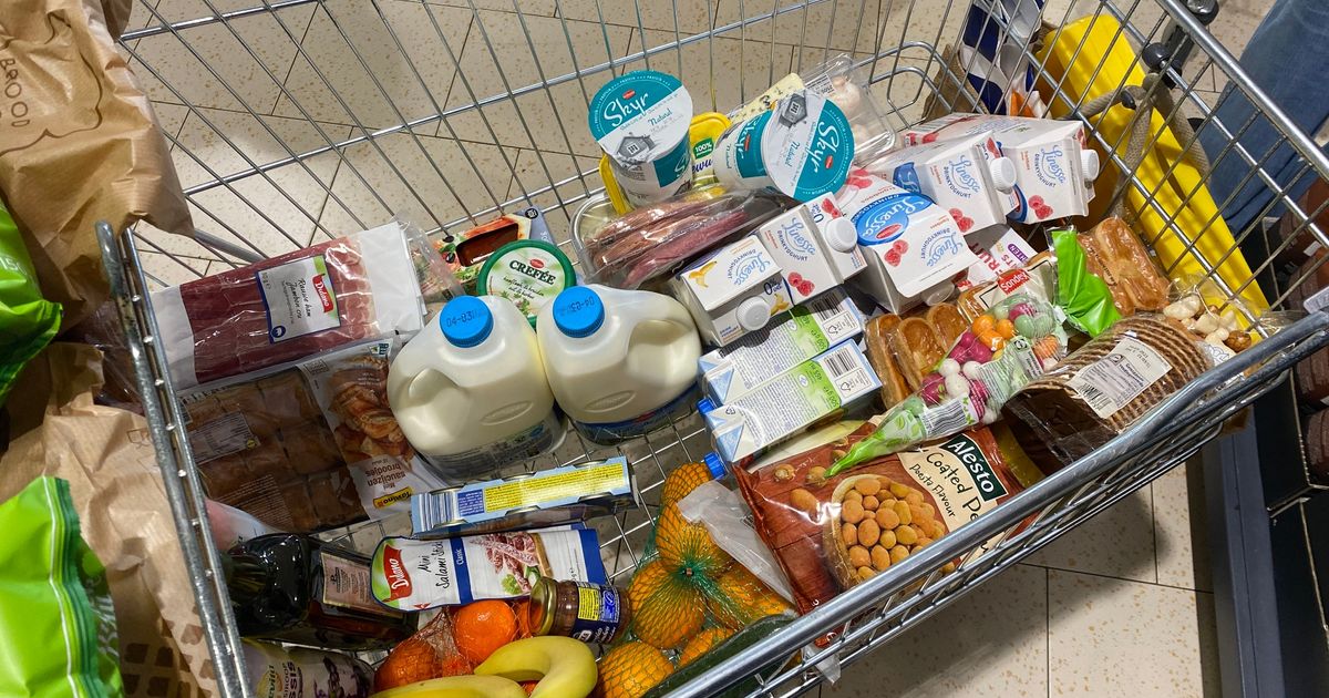 Lopend Vuur: Ik bezuinig op mijn boodschappen - RTV Noord