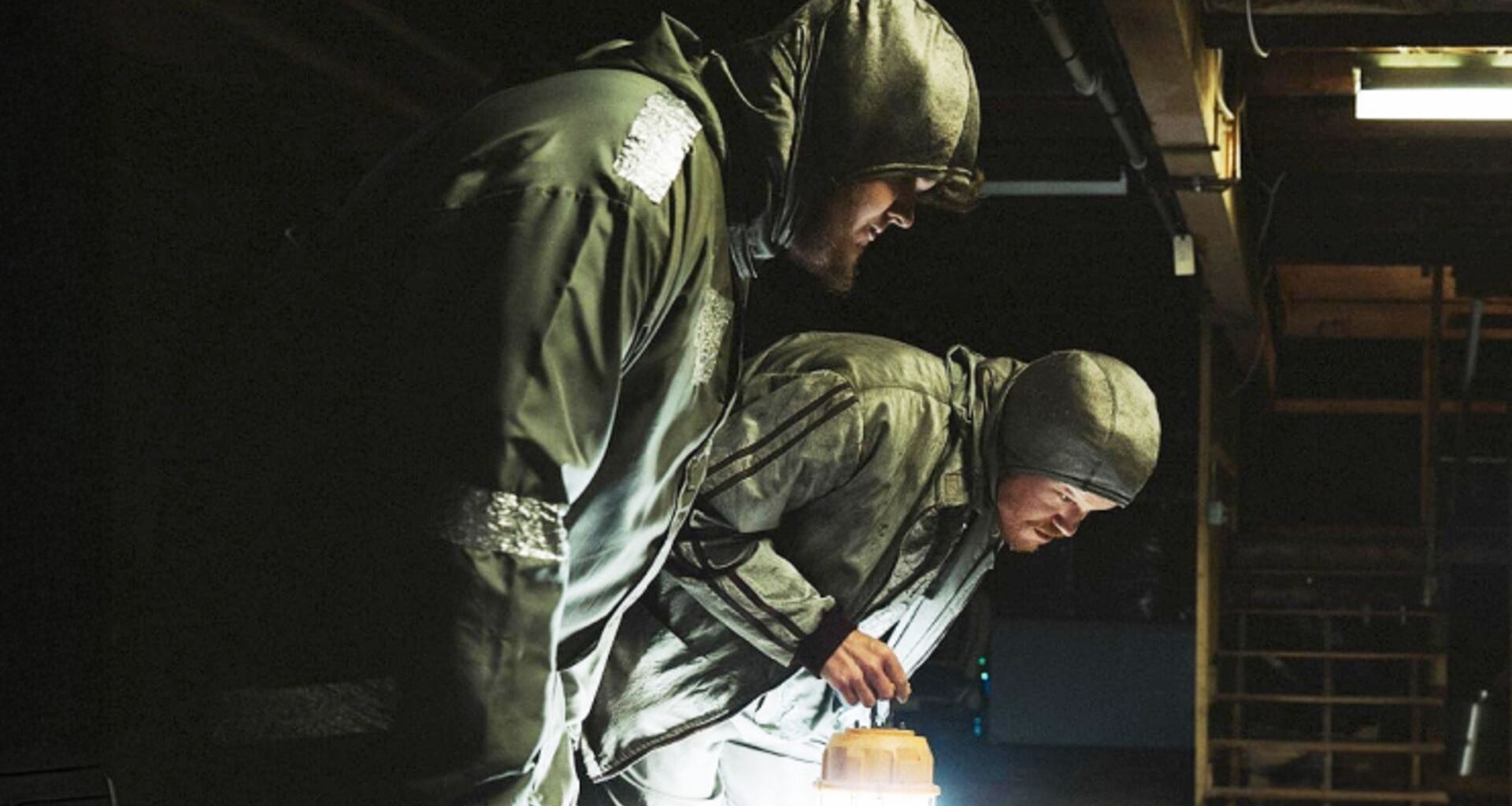 Wordt dit complotgekkie-verhaal dé film van het jaar? Kijkers geven 88%-score aan wereldcast | Film Nieuws