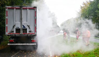 112-nieuws:Zeven woningen ontruimd na gaslucht Scheemda • Explosie aan Thialflaan Hoogezand - RTV Noord