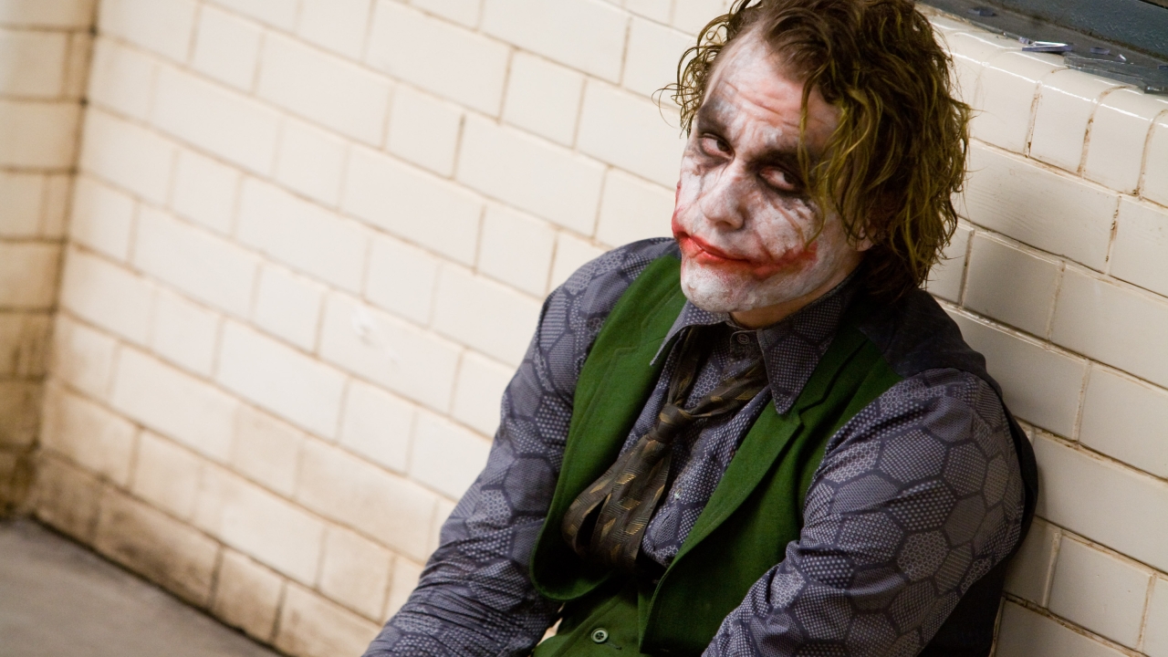 Je gelooft nooit welke komiek de Joker wilde spelen in 'The Dark Knight'