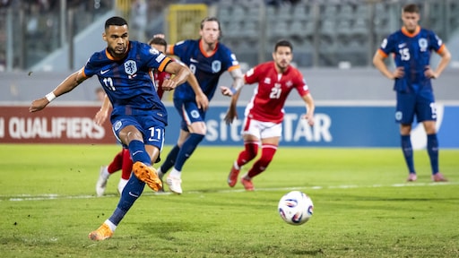 Inspiratieloos Oranje wint van Malta in WK-kwalificatie