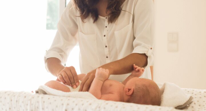 Illustratie bij: Rode billetjes? Zo help je je baby snel van de pijn af