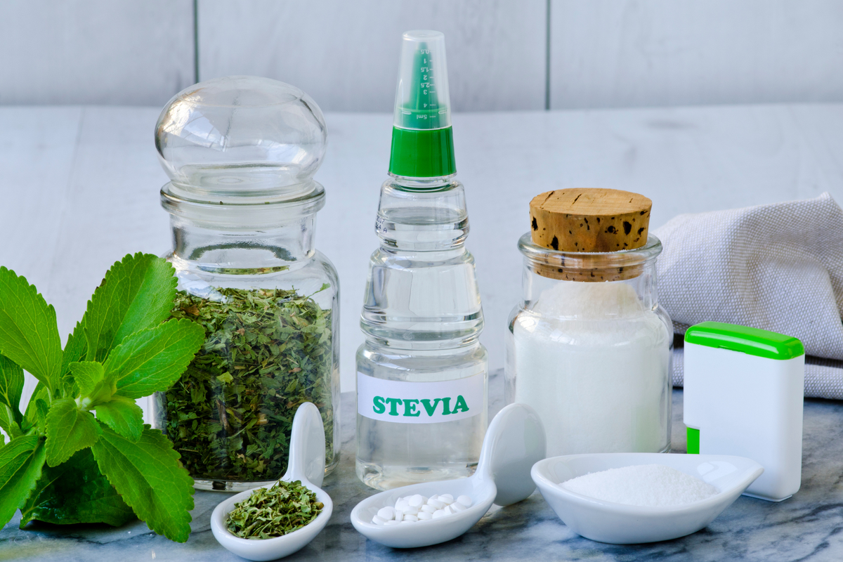 Helpt stevia tegen haaruitval? Dit zegt de wetenschap over het zoetste nieuwe beauty-idee