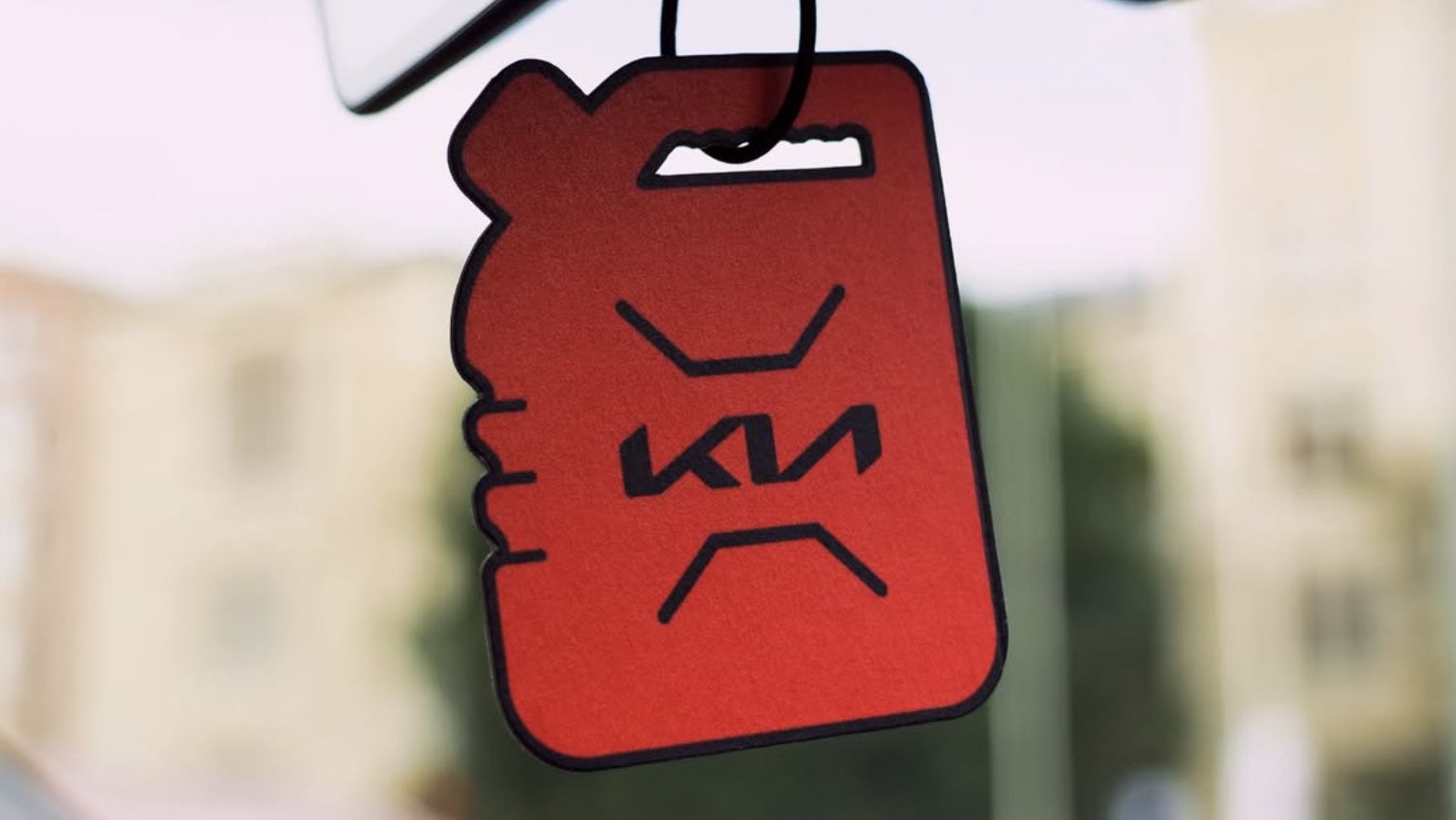 Met vreemde stunt wil Kia benzinerijders in elektrische auto krijgen