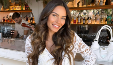 Monica Geuze gaat voor een nieuwe look en knipt lange lokken af