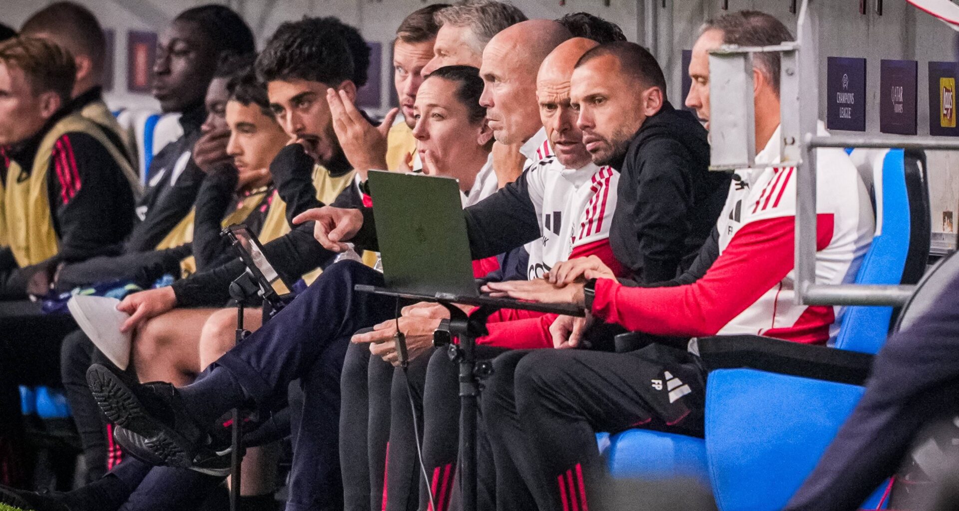 'Ajax heeft lak aan 'nee' en blijft hem maar bellen... Dat zijn streken, dat doe je niet'