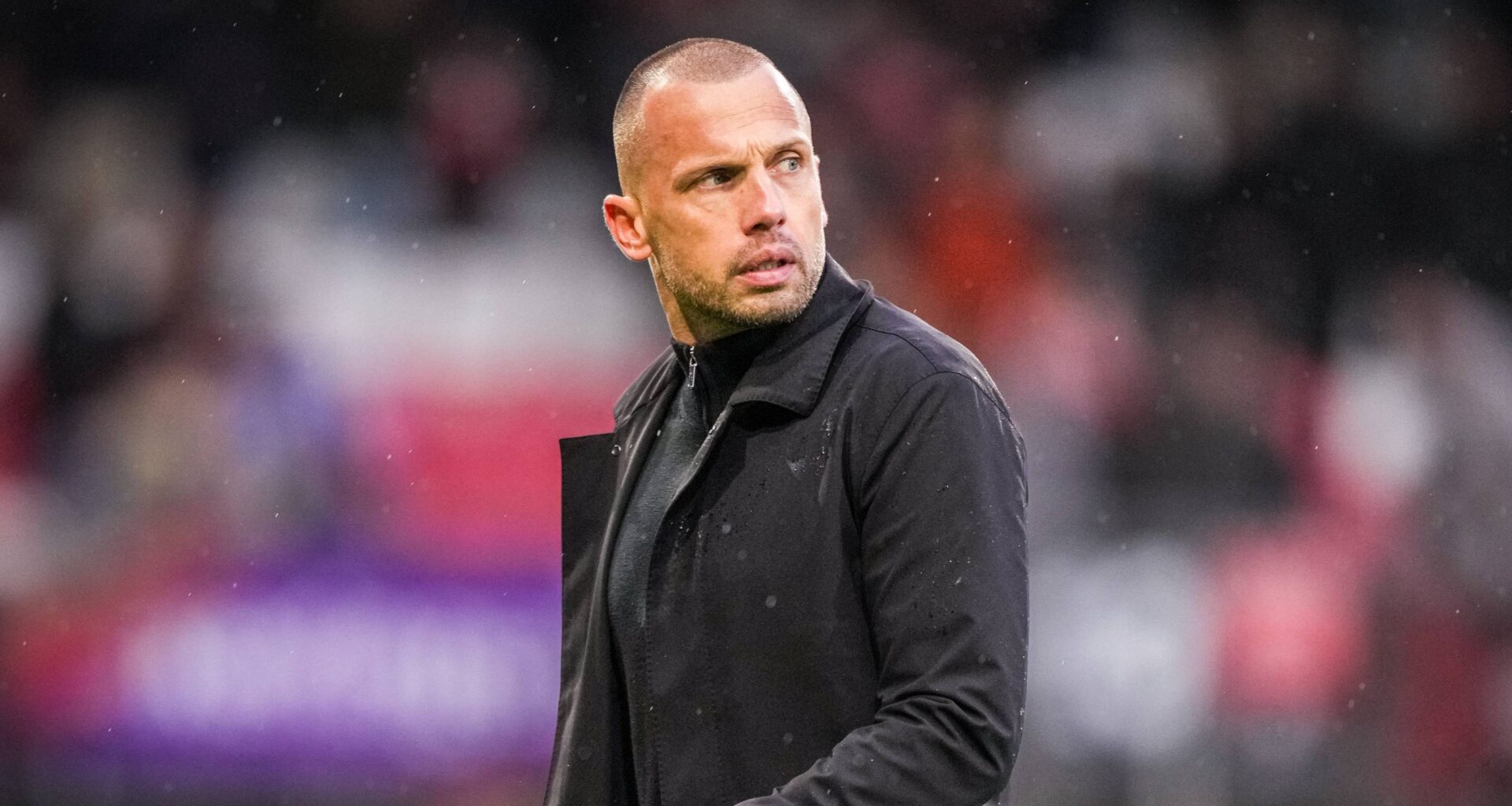 Ajax moet belangrijke kracht mogelijk ook tegen AZ nog missen