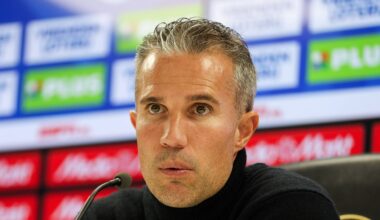 Robin van Persie heeft na zege Feyenoord slecht nieuws voor Ronald Koeman