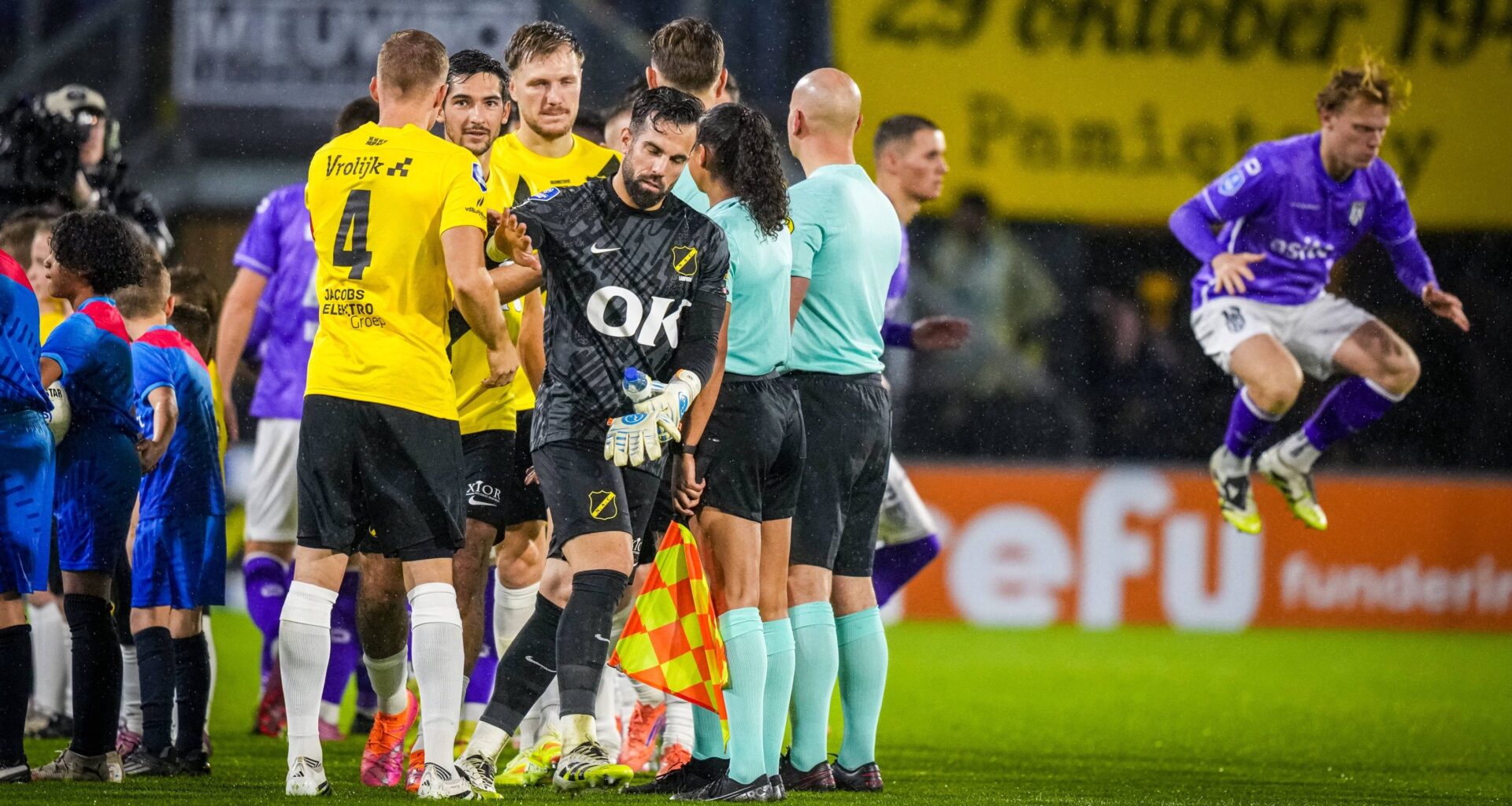 Kostas Lamprou: 'De berichten die ik ontvang op social media zijn onmenselijk'