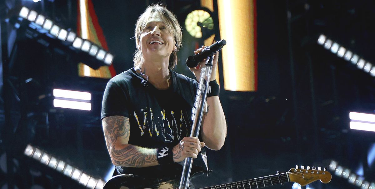 Kersverse ex van Nicole Kidman schrapt haar naam uit songtekst