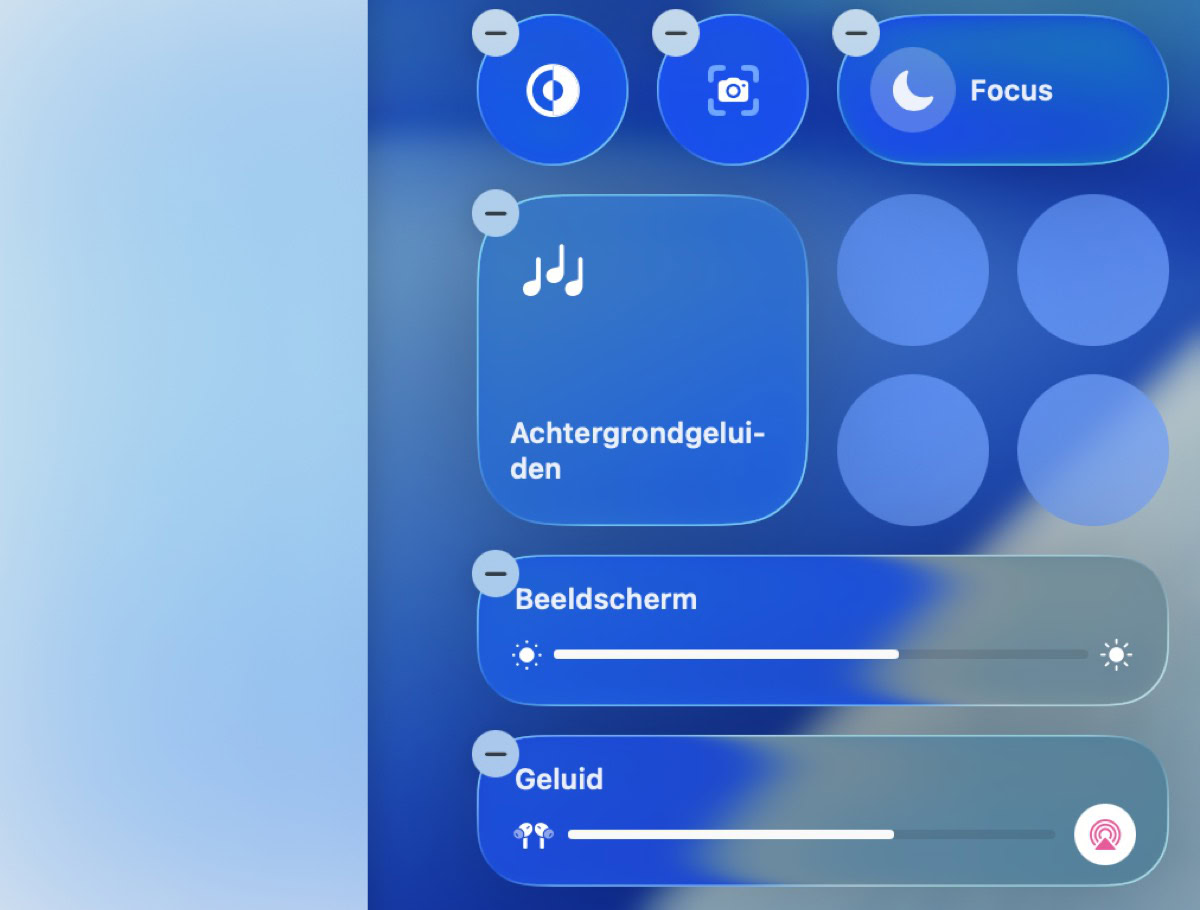 Knop voor Achtergrondgeluiden boven schermhelderheid