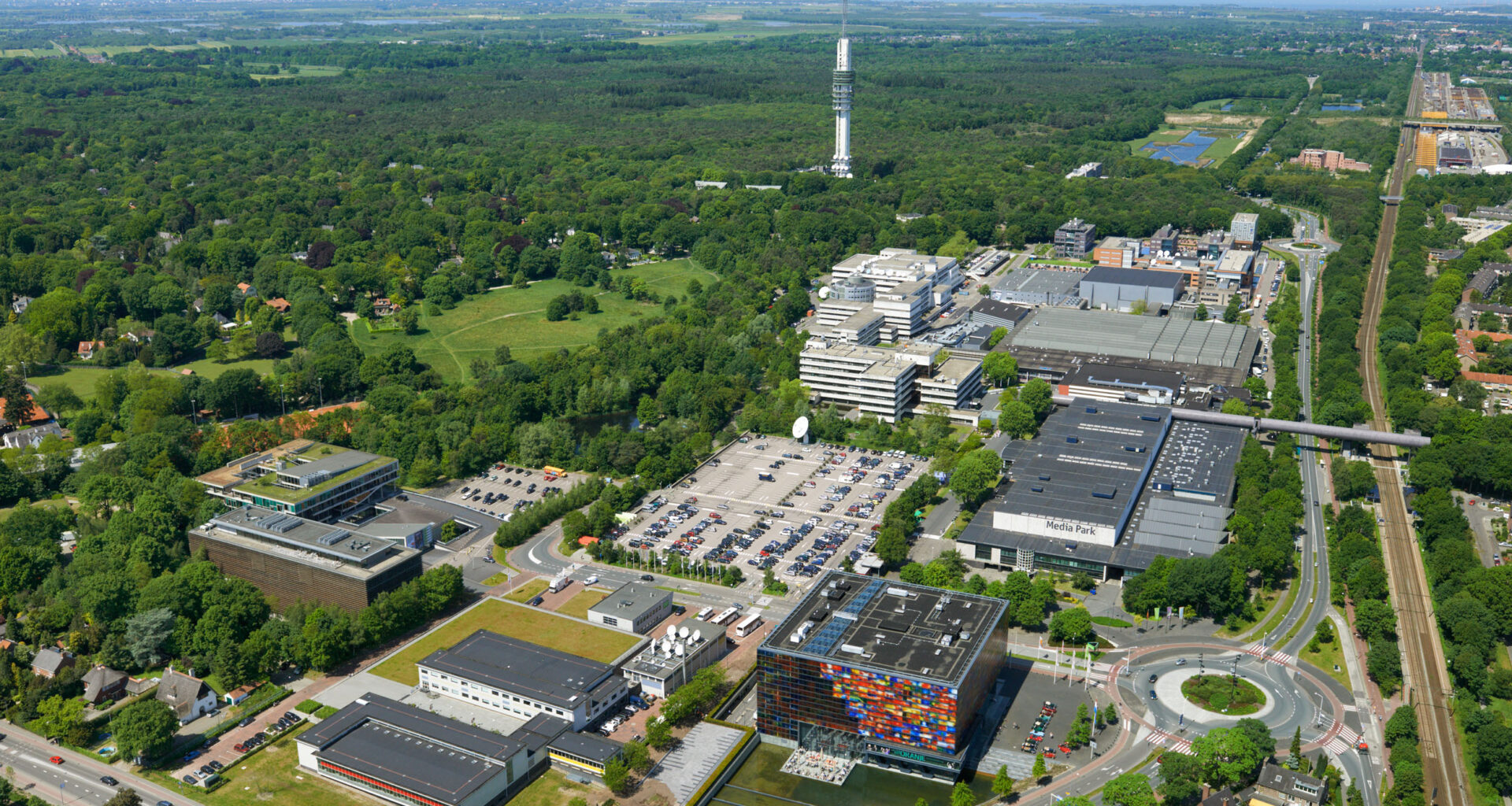 PowNed en AVROTROS blijven open voor samenwerking, maar AVROTROS sluit breuk niet uit